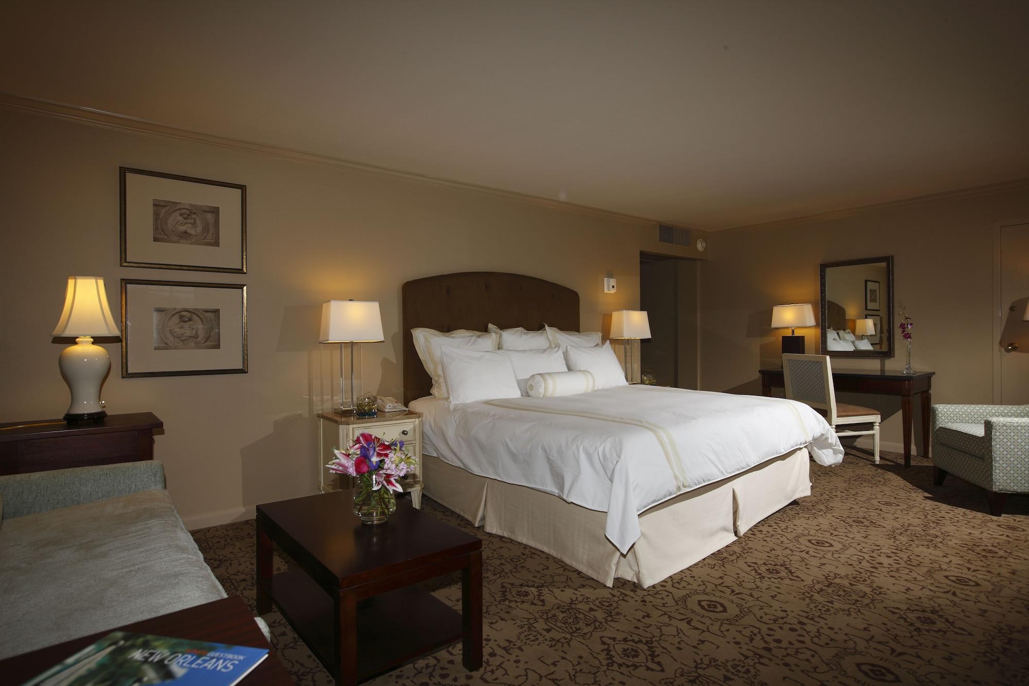 Dauphine Orleans Hotel New Orleans Room photo