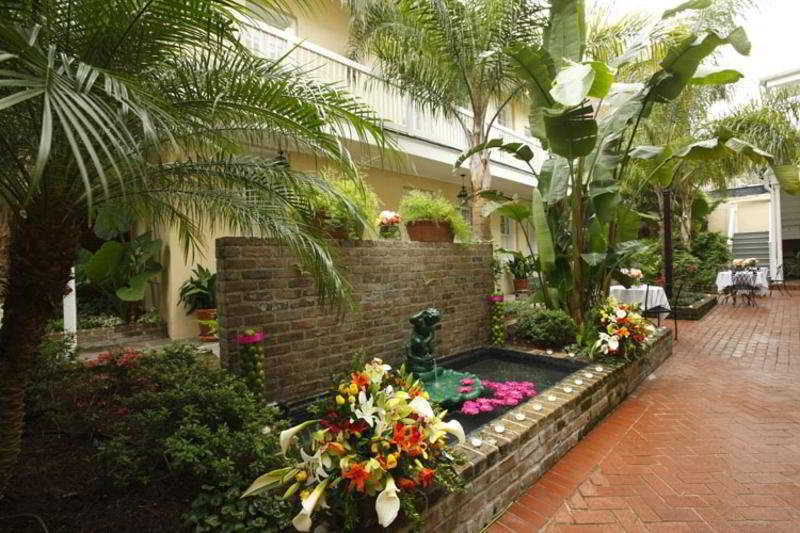 Dauphine Orleans Hotel New Orleans Exterior photo